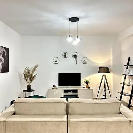 Apartment Be Apartments, Skanderbeg