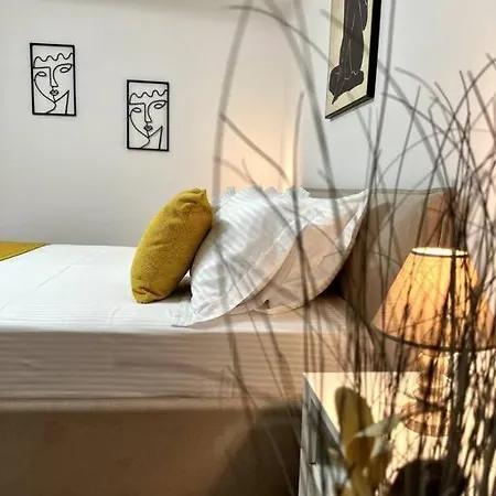 Be Apartments, Skanderbeg Apartment *